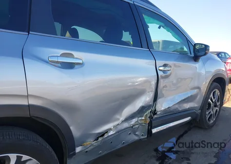 2024 Subaru Ascent Touring 7-Passenger z USA, uszkodzony, nr VIN 4S4WMAWD9R3417316